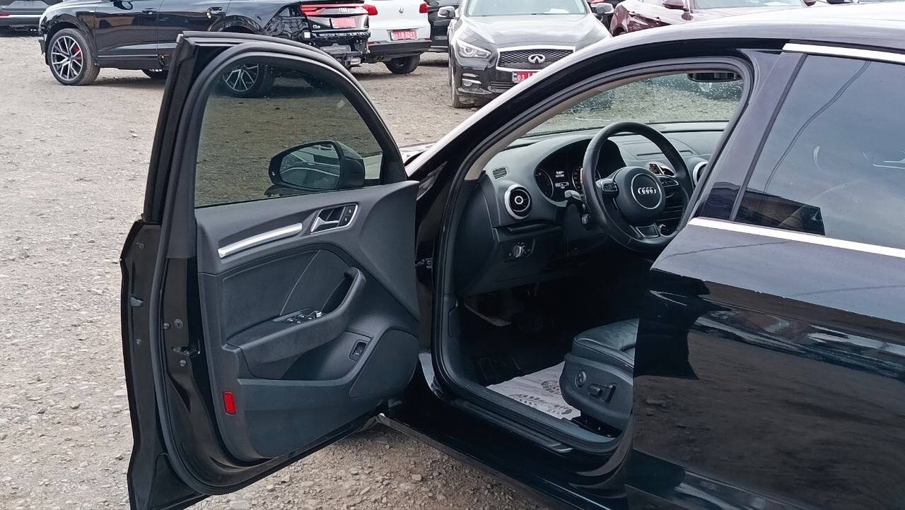 AUDI A3 PREMIUM 2015