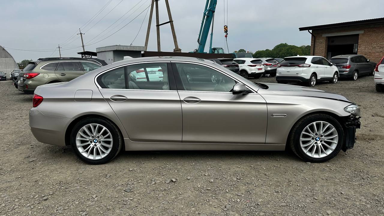 BMW 528 XI 2014