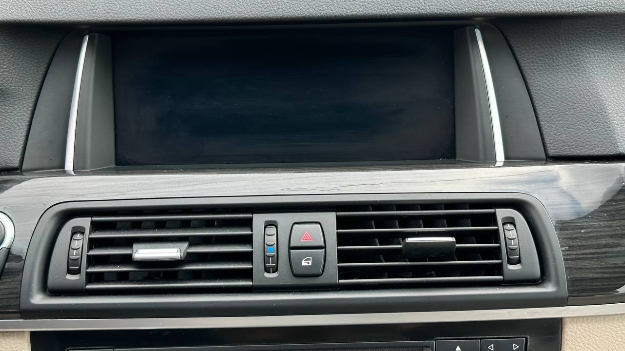 BMW 528 XI 2014