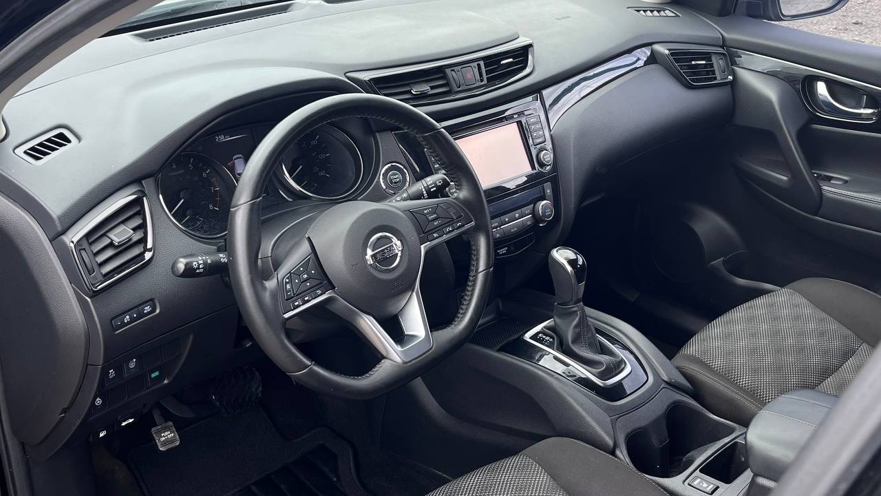 NISSAN ROGUE SPORT SV 2017