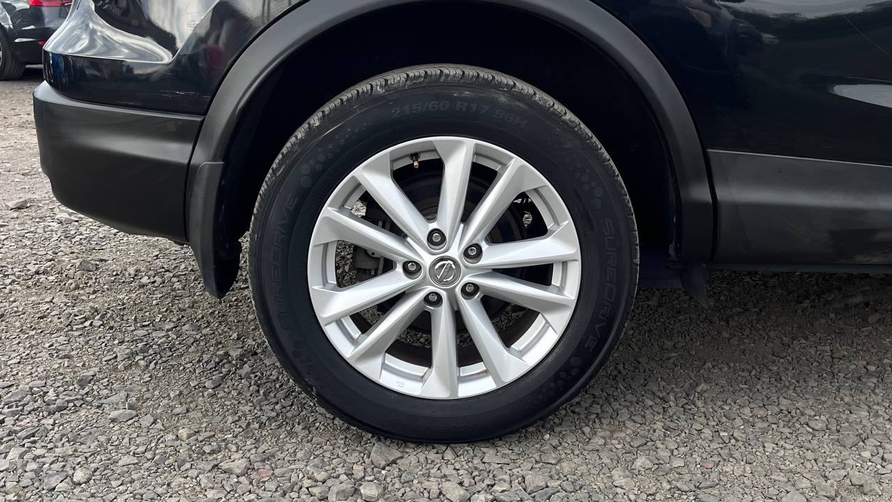 NISSAN ROGUE SPORT SV 2017