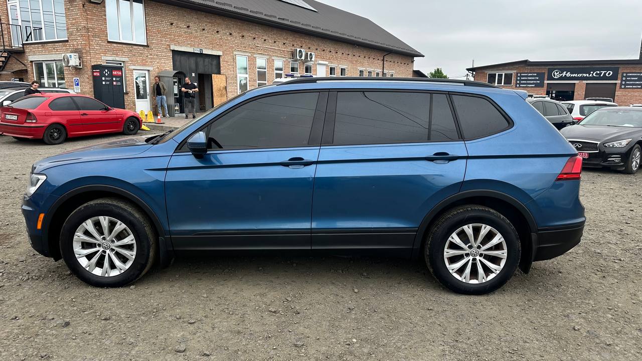 VOLKSWAGEN TIGUAN S 2017
