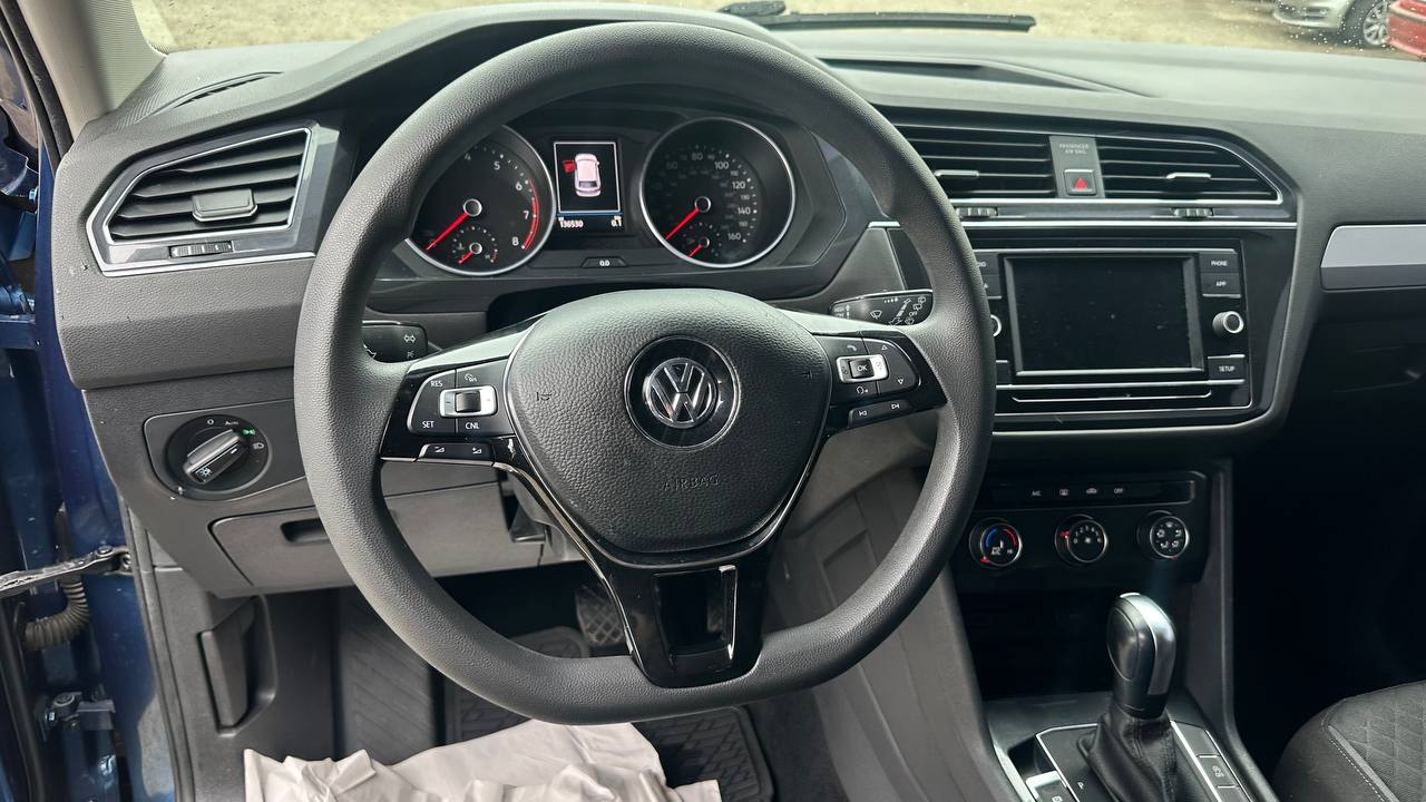 VOLKSWAGEN TIGUAN S 2017