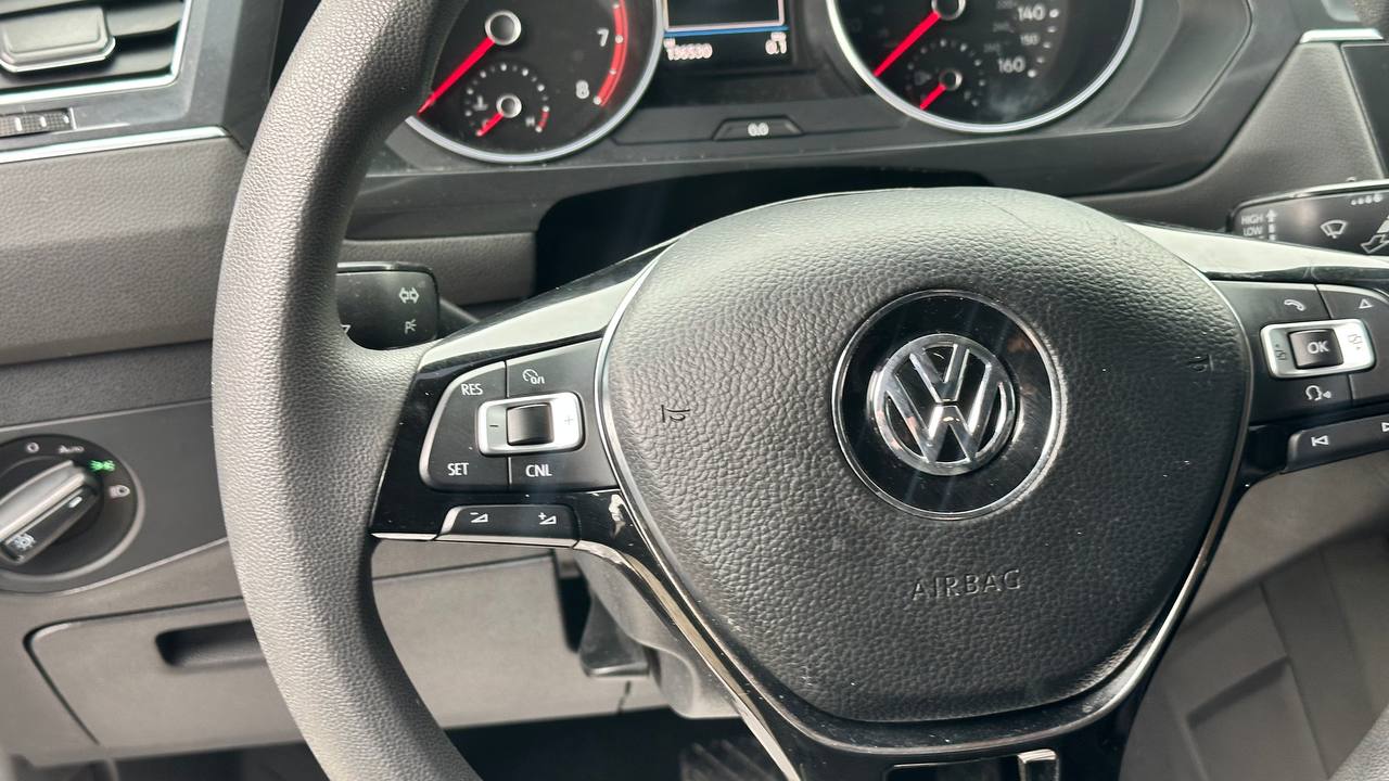 VOLKSWAGEN TIGUAN S 2017