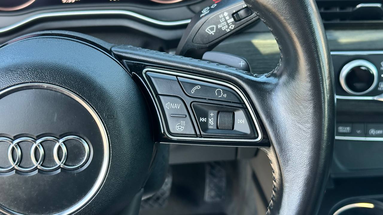 AUDI A4 ULTRA PREMIUM PLUS 2017