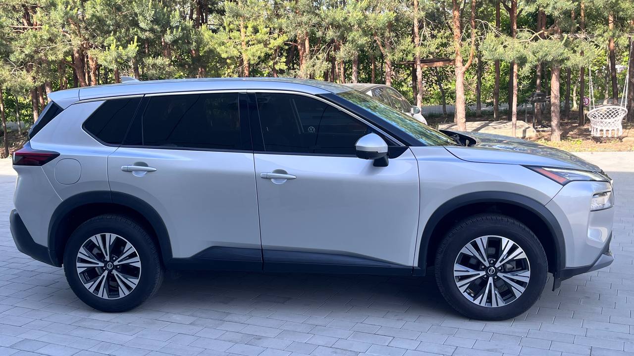 NISSAN ROGUE SV 2021