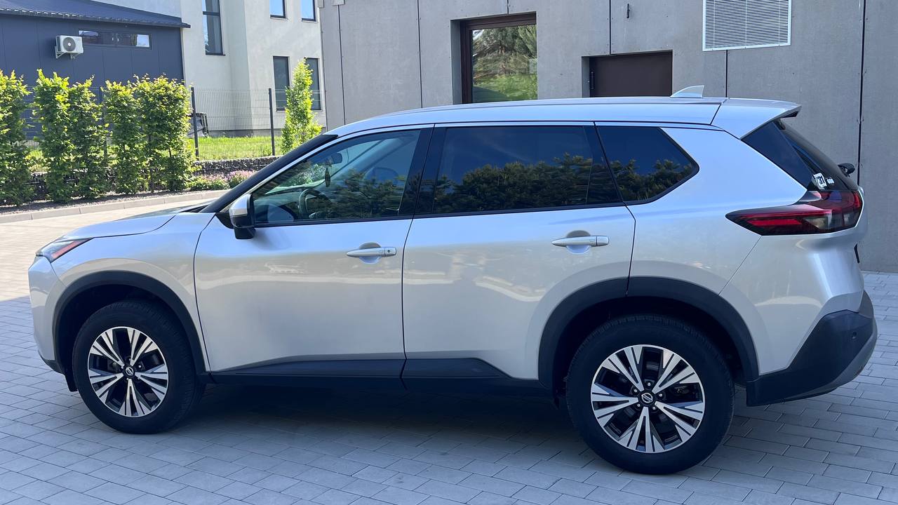 NISSAN ROGUE SV 2021