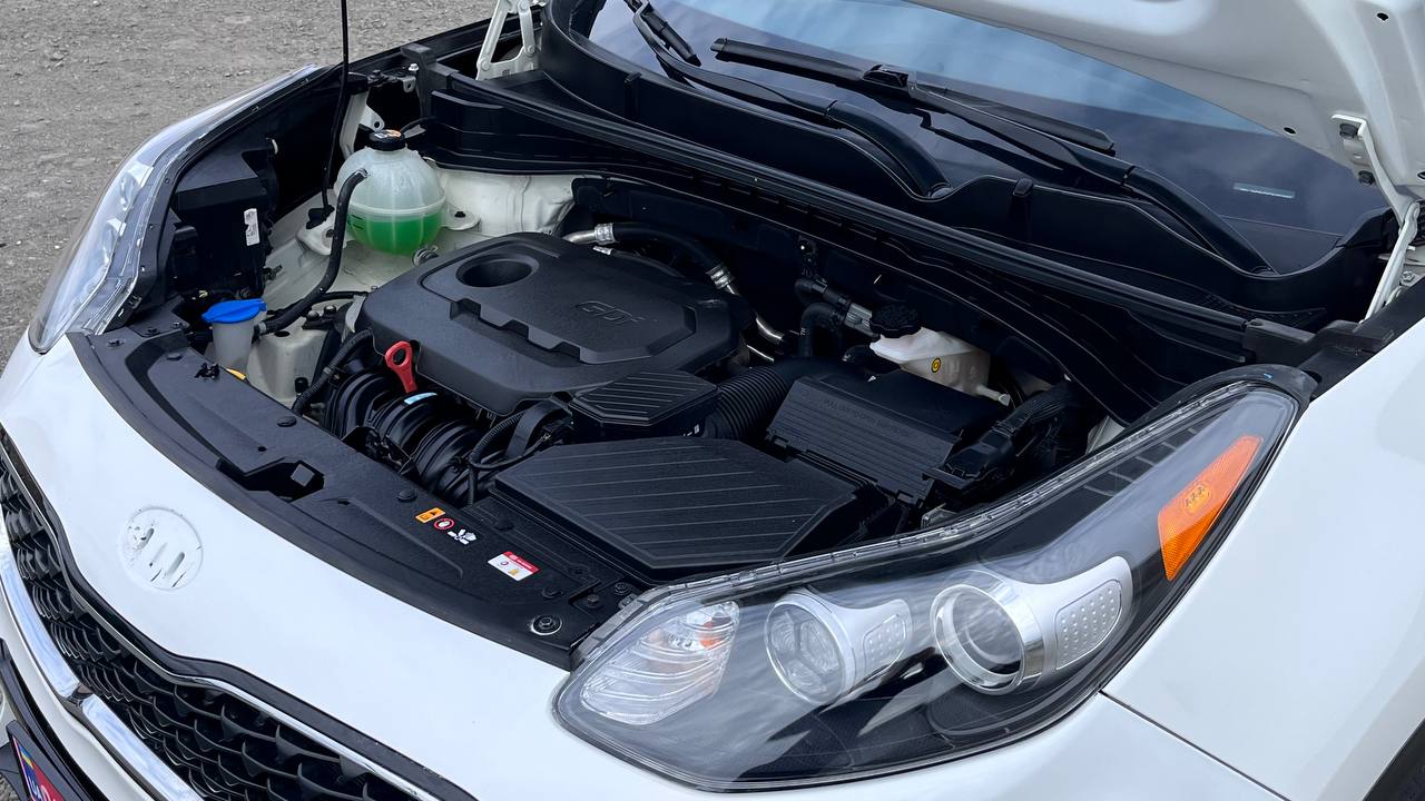 KIA SPORTAGE LX 2020