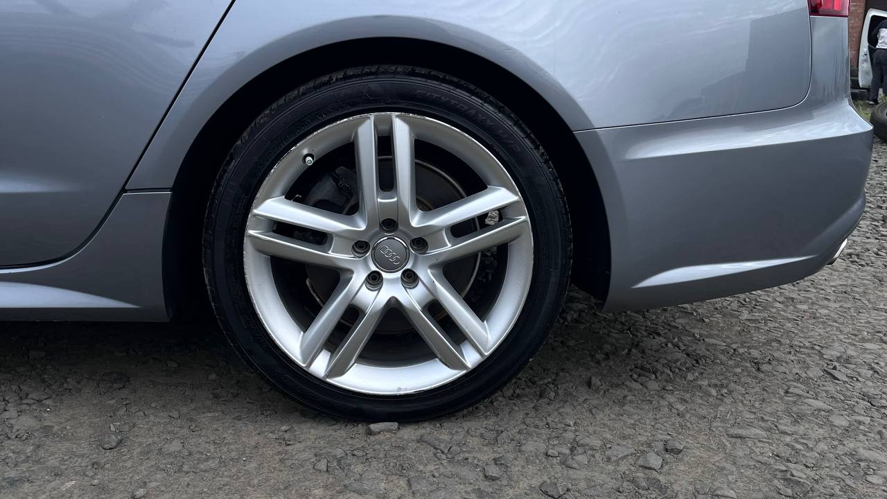 AUDI A6 PREMIUM PLUS 2015