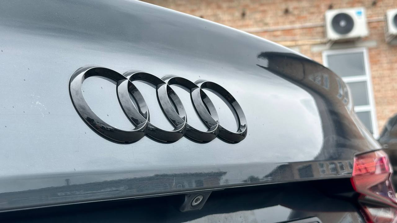 AUDI A4 PREMIUM PLUS 2016