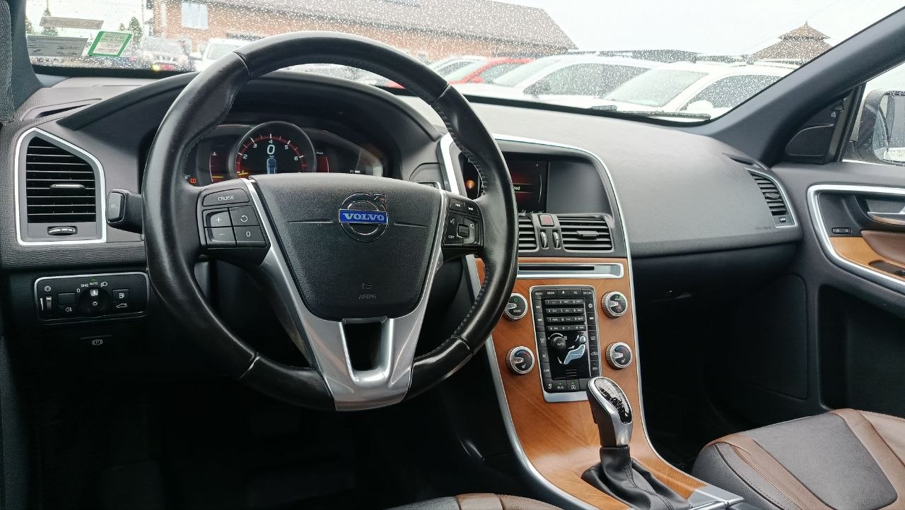 VOLVO XC60 T5 DRIVE-E PREMIER 2015