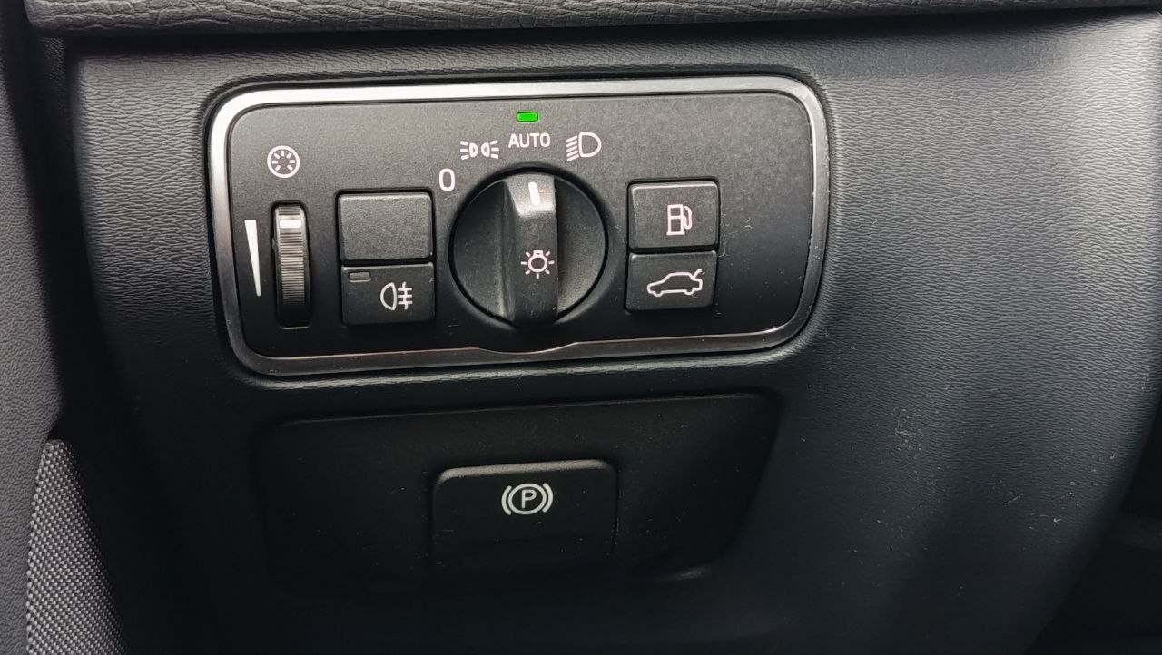 VOLVO XC60 T5 DRIVE-E PREMIER 2015