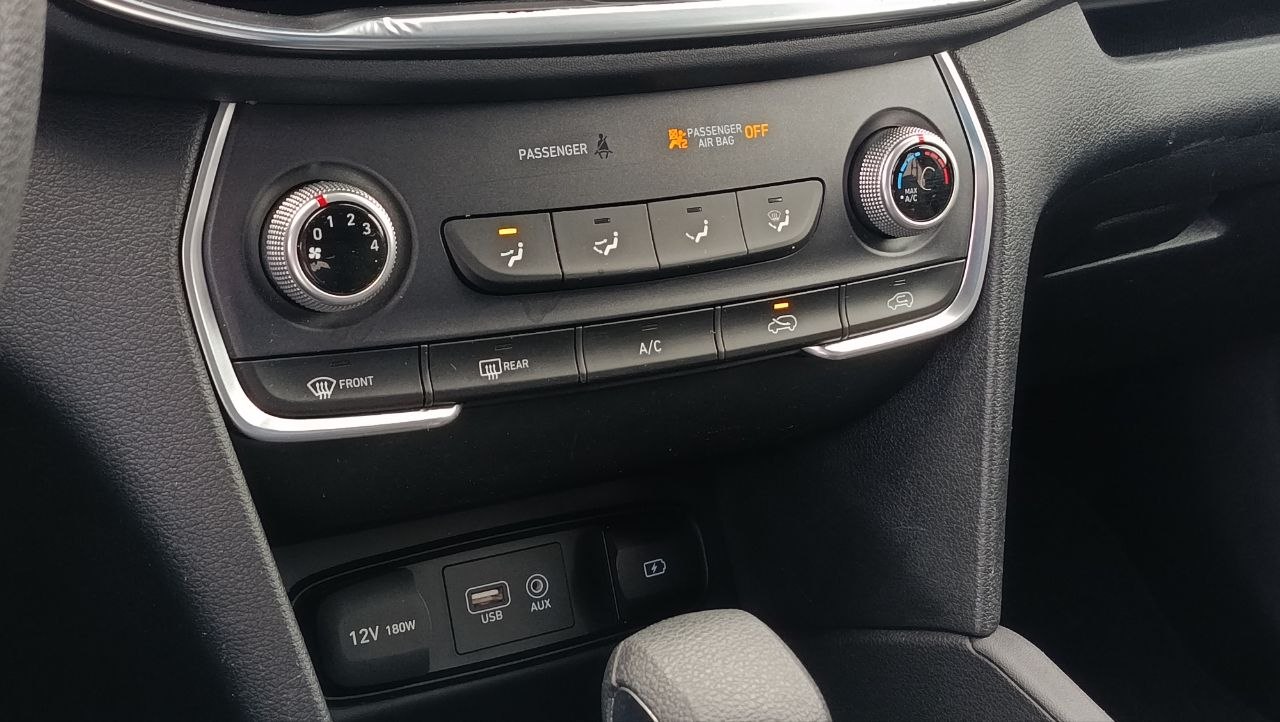 HYUNDAI SANTA FE SE 2020