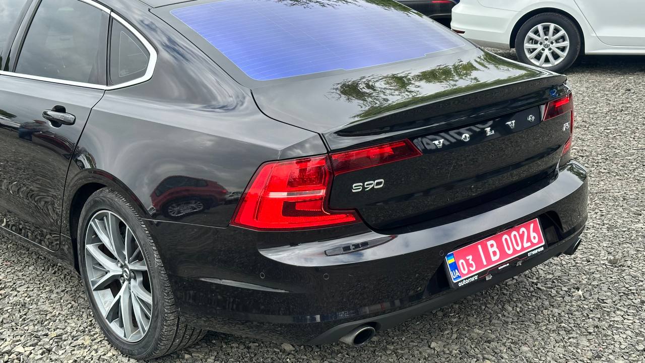 VOLVO S90 T5 MOMENTUM 2016