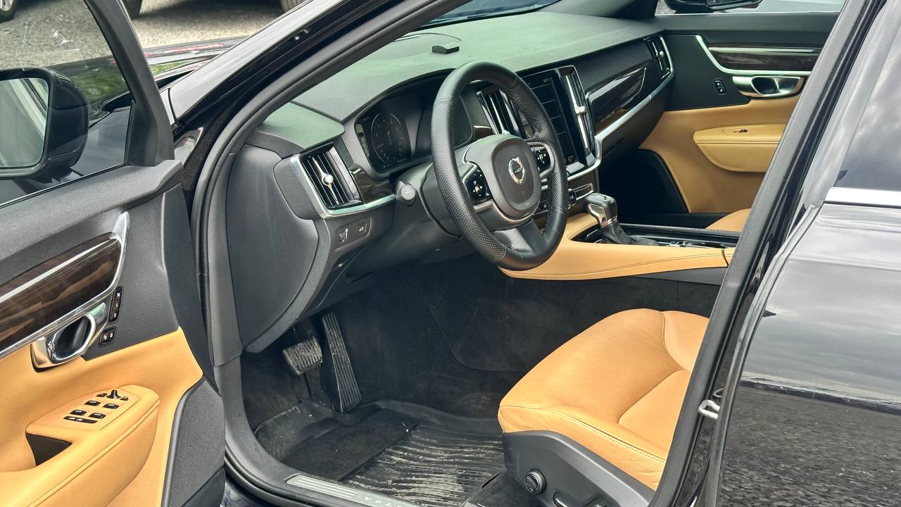 VOLVO S90 T5 MOMENTUM 2016