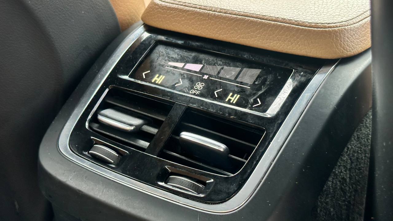 VOLVO S90 T5 MOMENTUM 2016