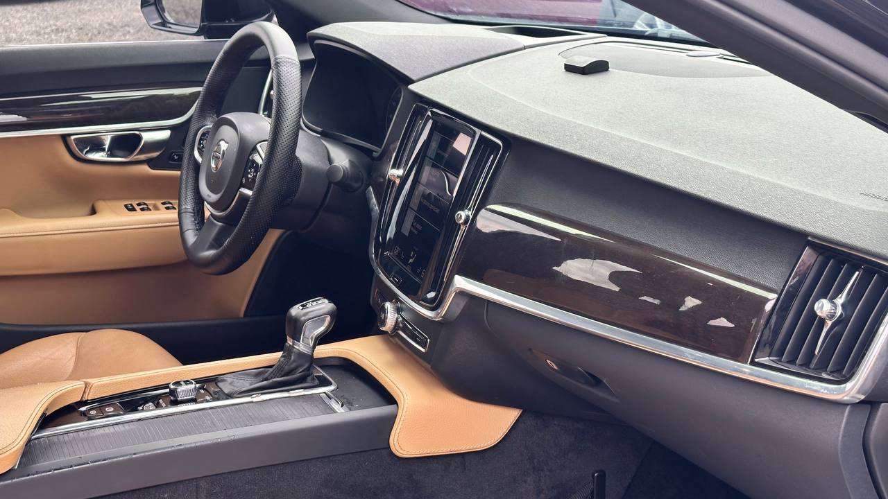 VOLVO S90 T5 MOMENTUM 2016