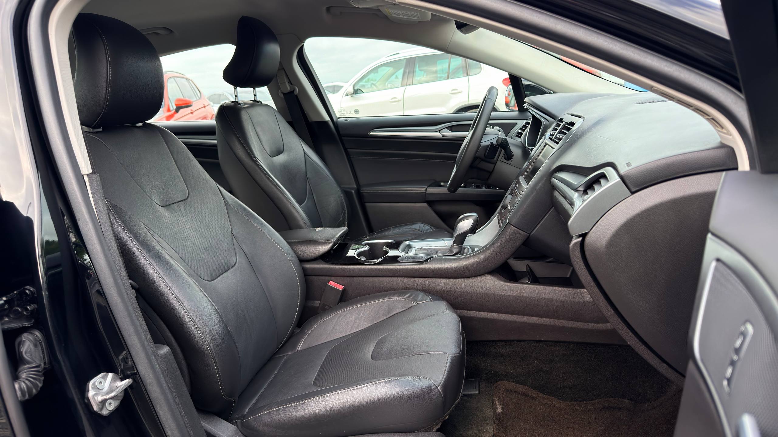 FORD FUSION TITANIUM 2015