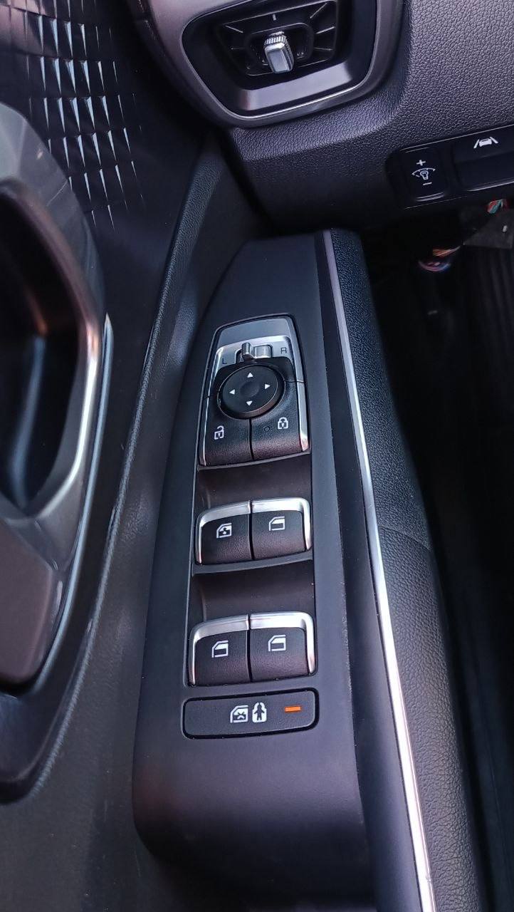 KIA SORENTO LX 2023