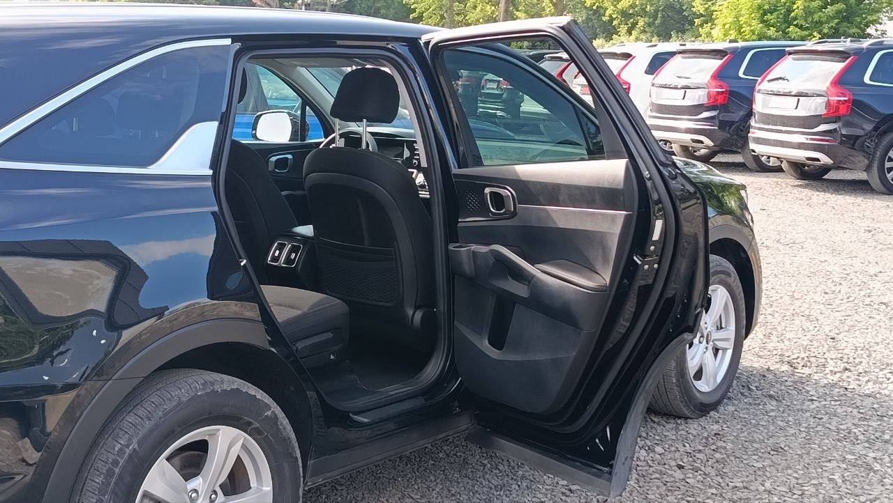 KIA SORENTO LX 2023