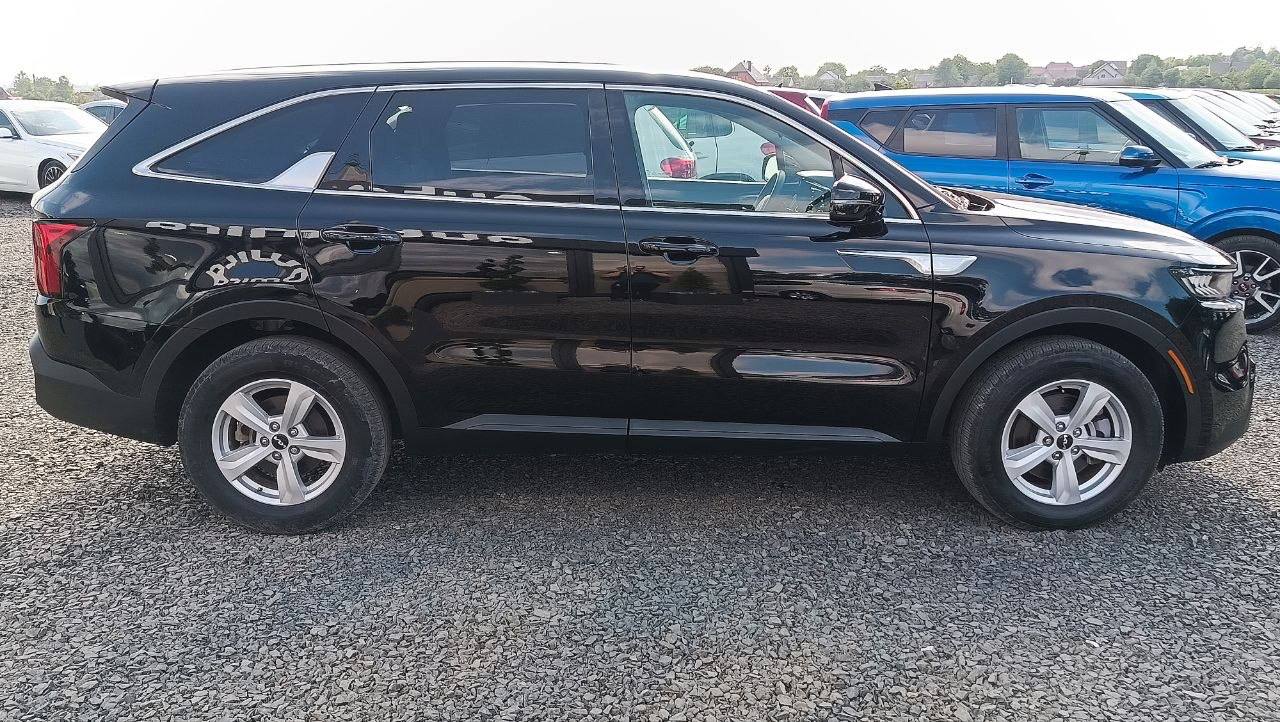 KIA SORENTO LX 2023