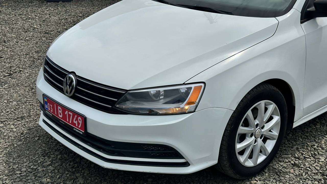 VOLKSWAGEN JETTA SE 2014
