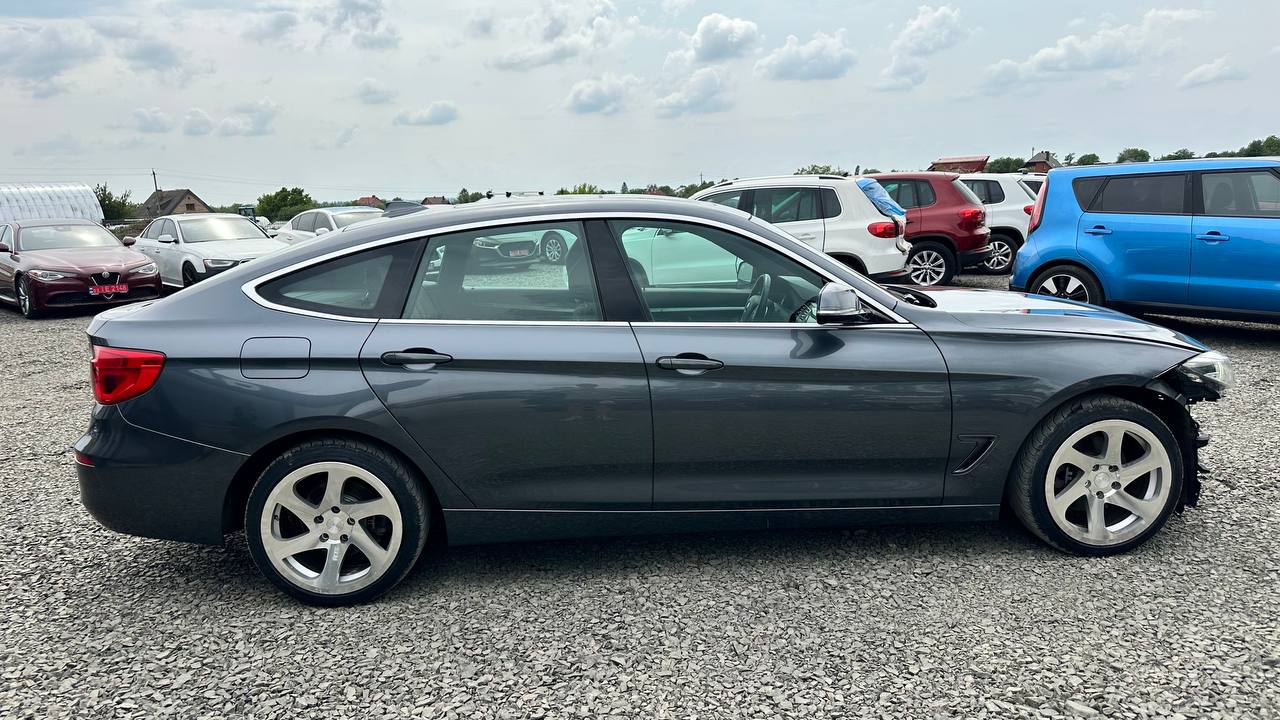 BMW 330 XIGT 2016