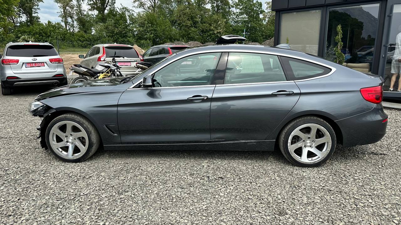 BMW 330 XIGT 2016