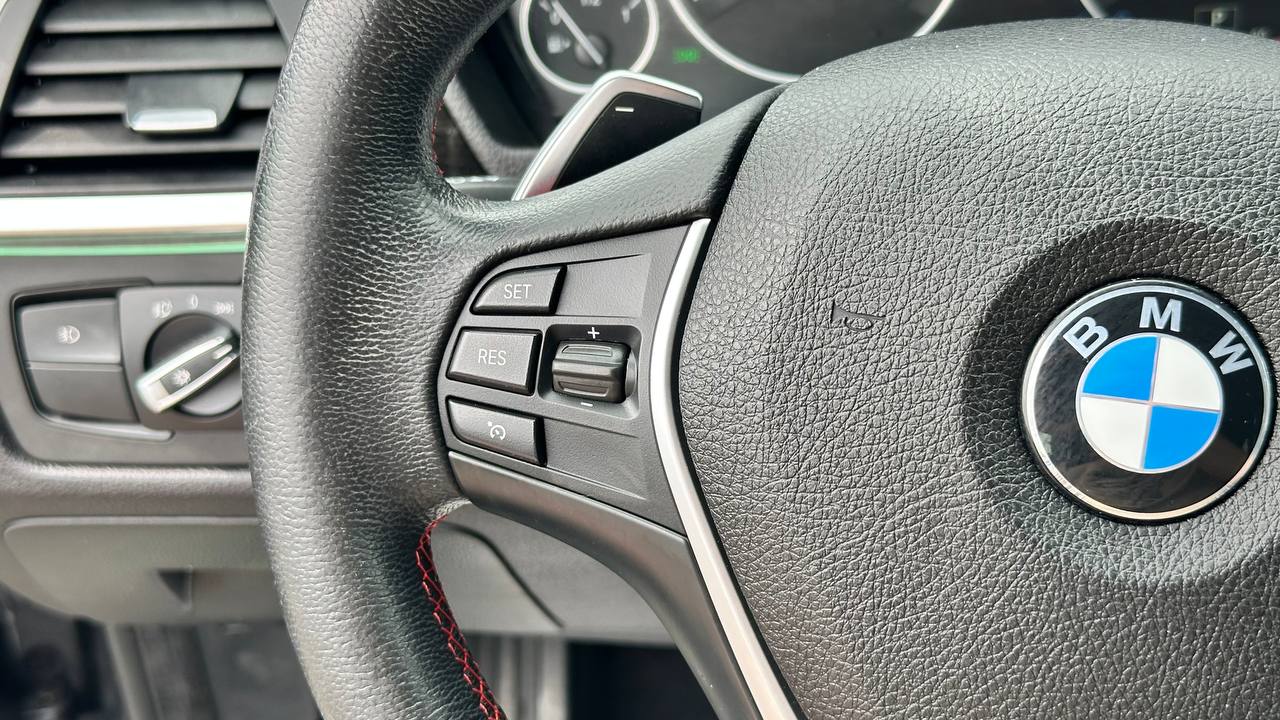 BMW 330 XIGT 2016