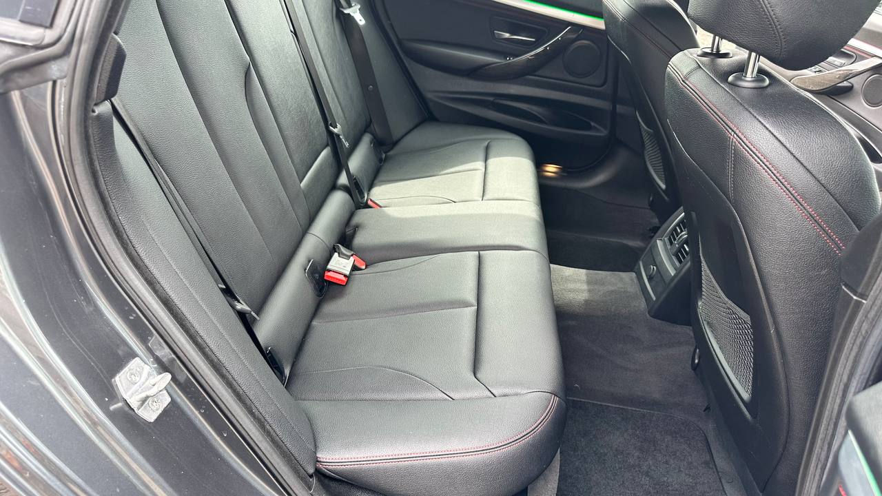 BMW 330 XIGT 2016