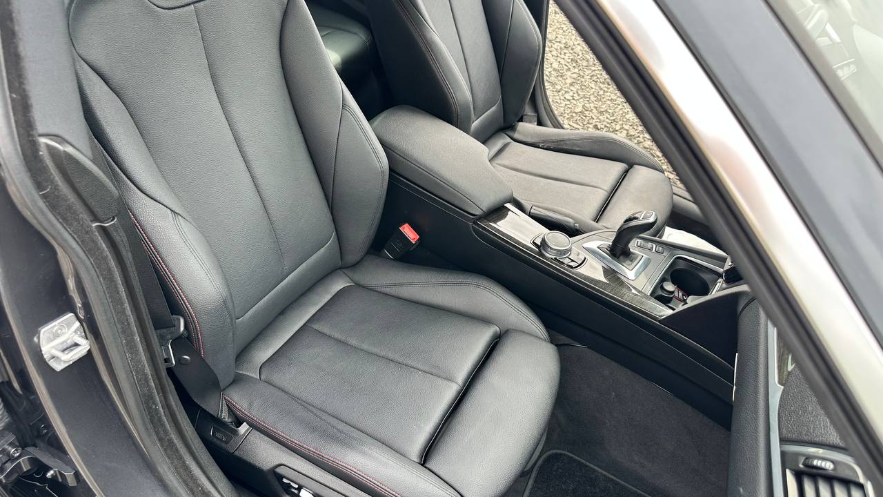 BMW 330 XIGT 2016