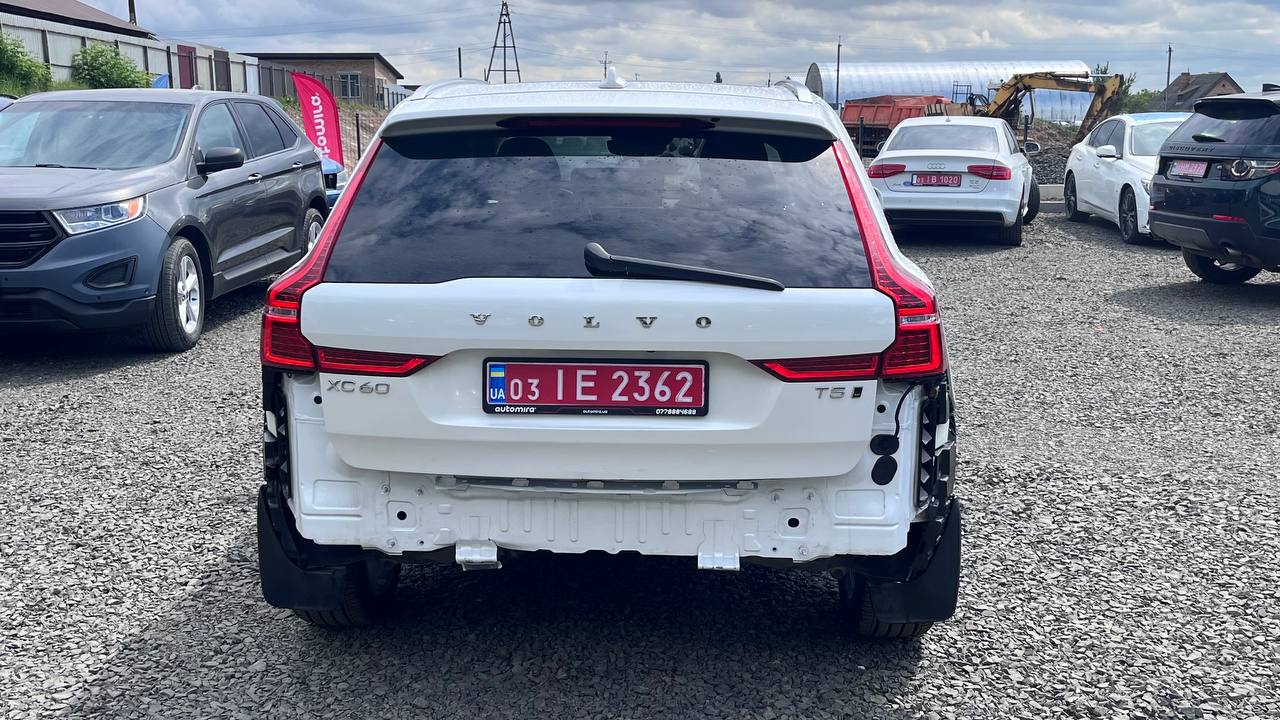 VOLVO XC60 T5 MOMENTUM 2017