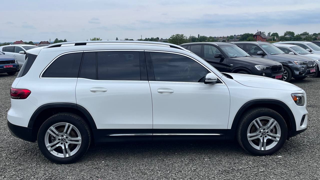 MERCEDES-BENZ GLB 250 2020