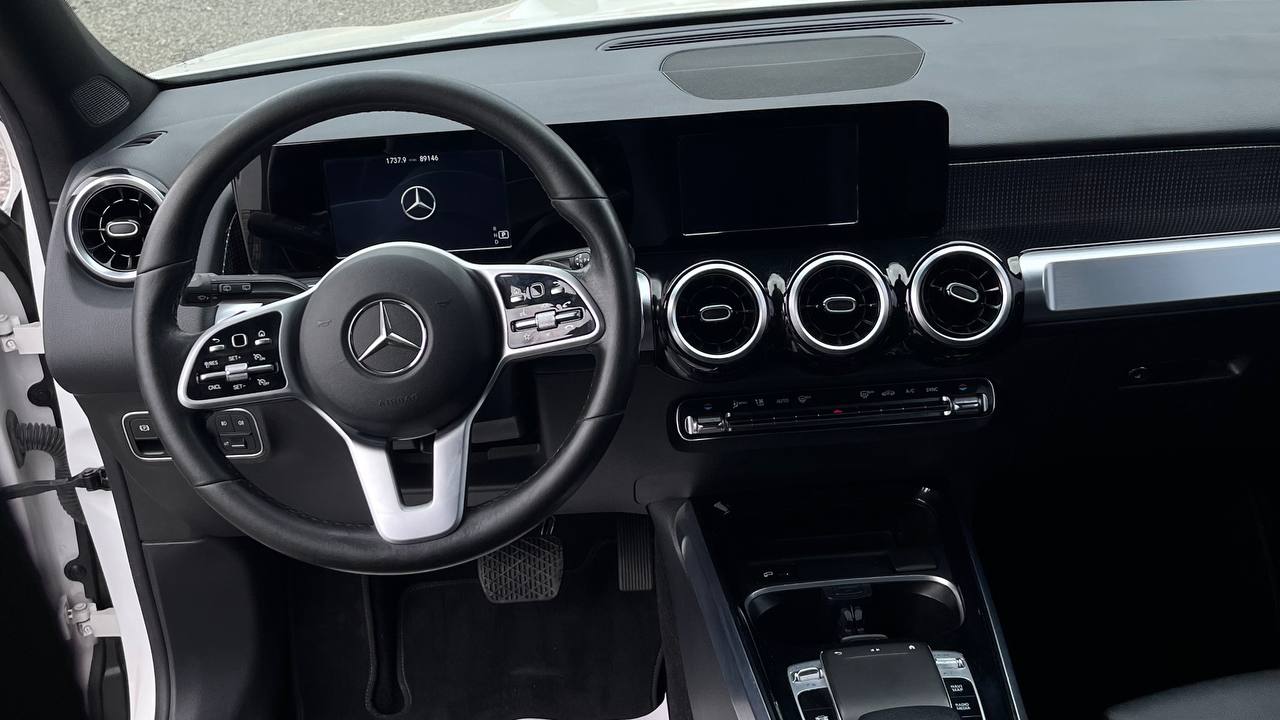 MERCEDES-BENZ GLB 250 2020
