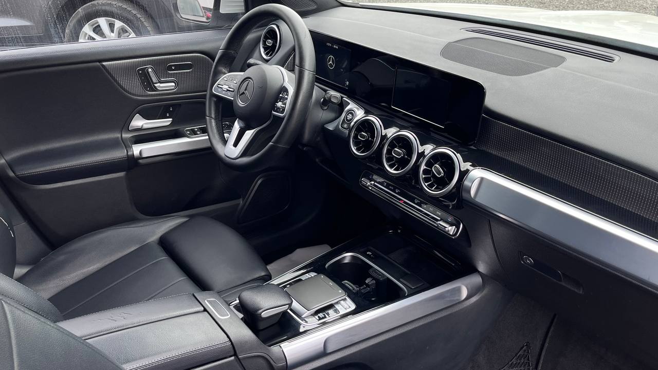MERCEDES-BENZ GLB 250 2020