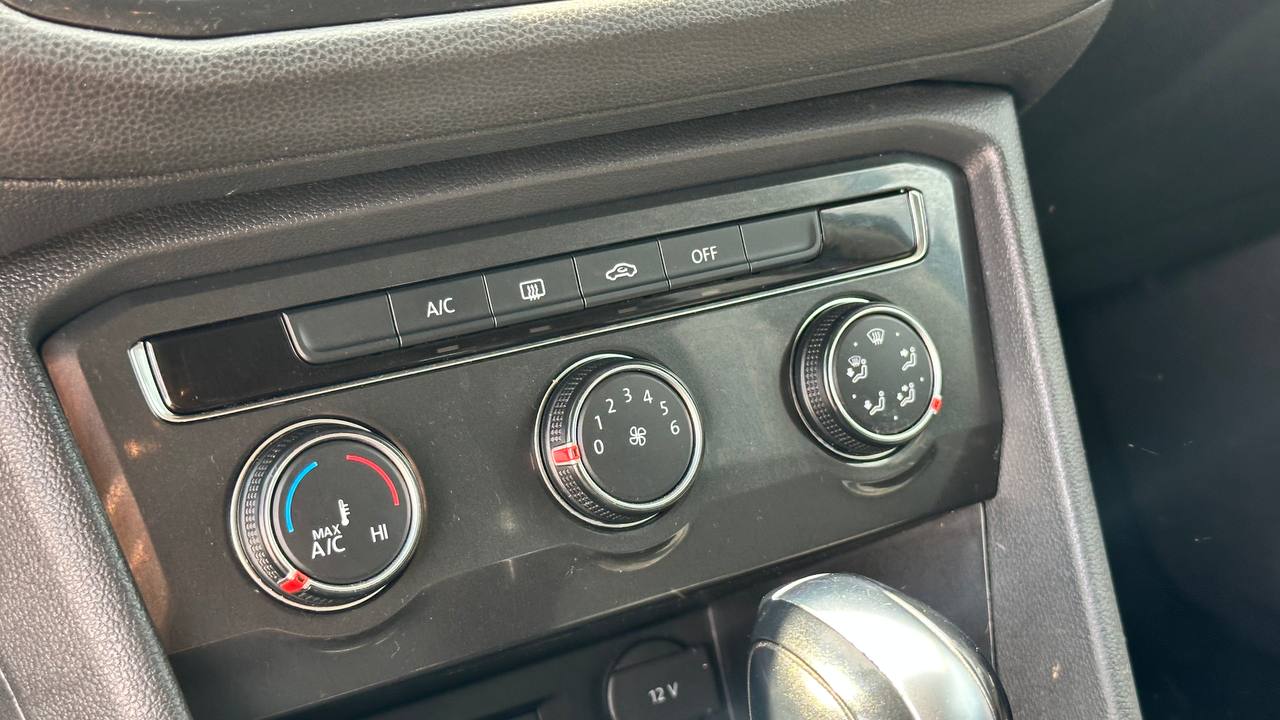VOLKSWAGEN TIGUAN S 2018