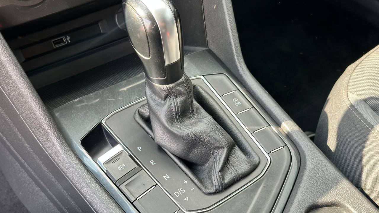 VOLKSWAGEN TIGUAN S 2018