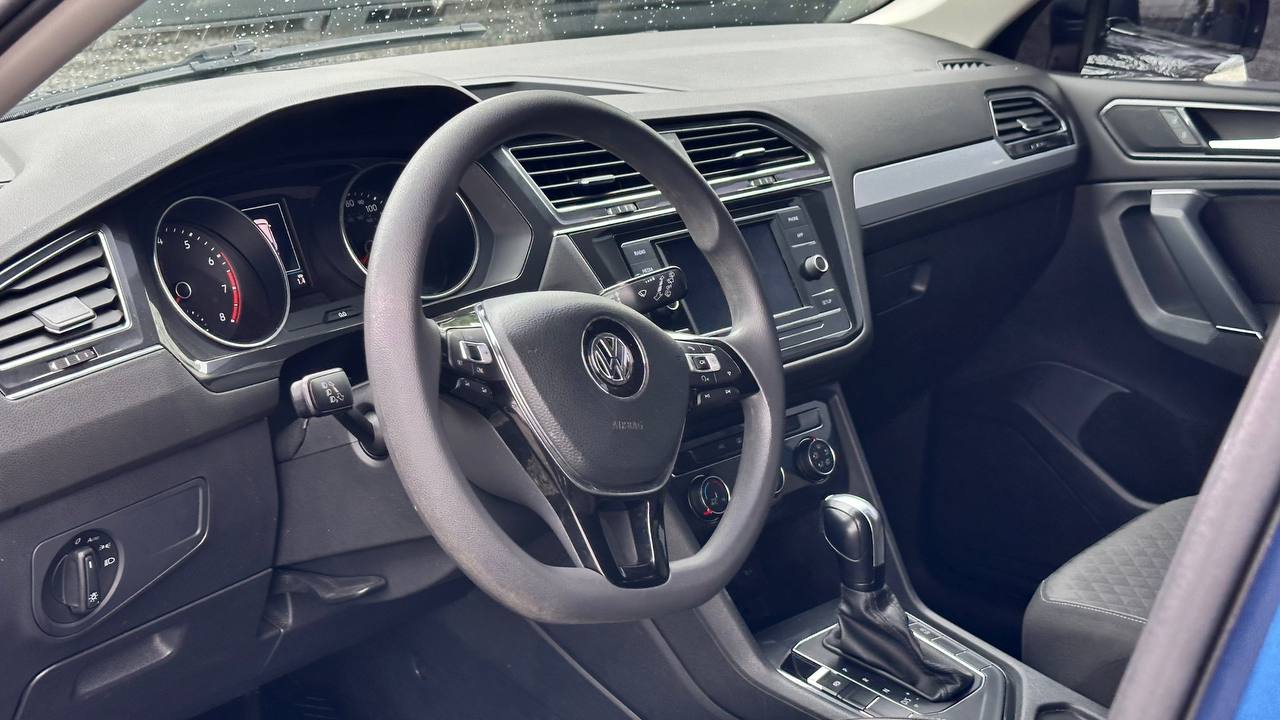 VOLKSWAGEN TIGUAN S 2017