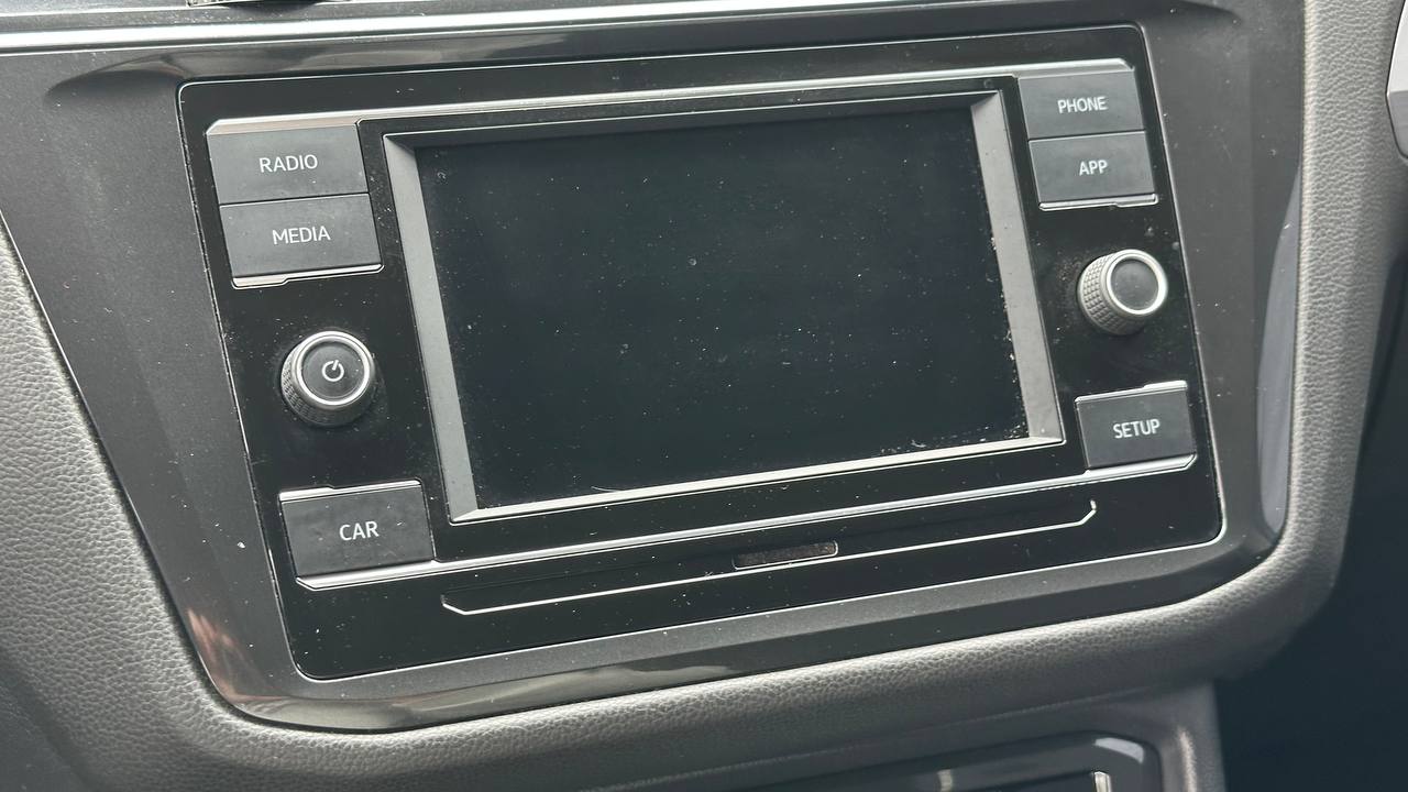 VOLKSWAGEN TIGUAN S 2017