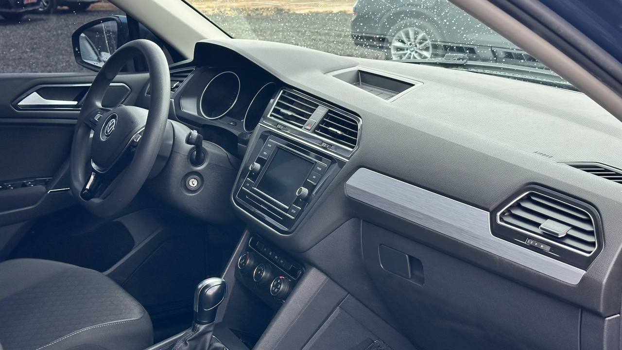 VOLKSWAGEN TIGUAN S 2017