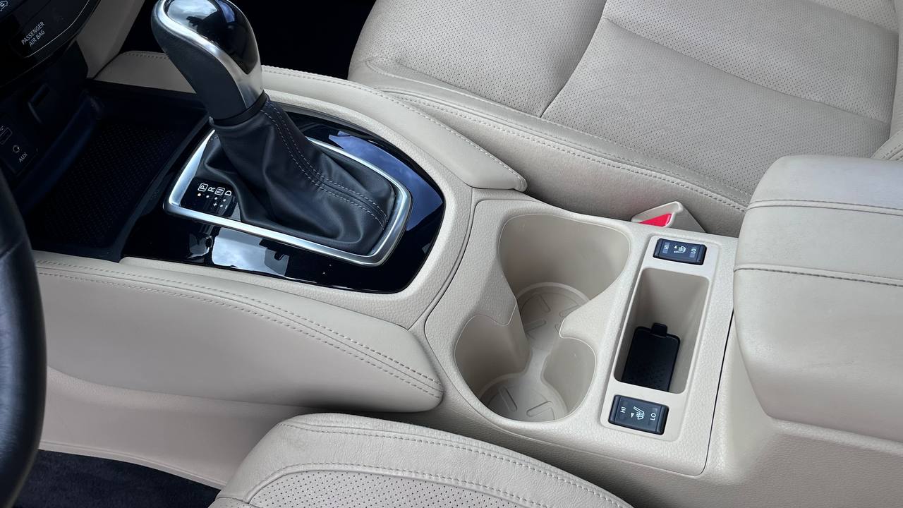 NISSAN ROGUE SL 2017