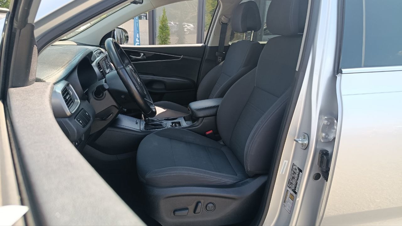 KIA SORENTO LX 2015