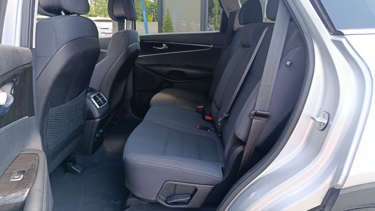 KIA SORENTO LX 2015