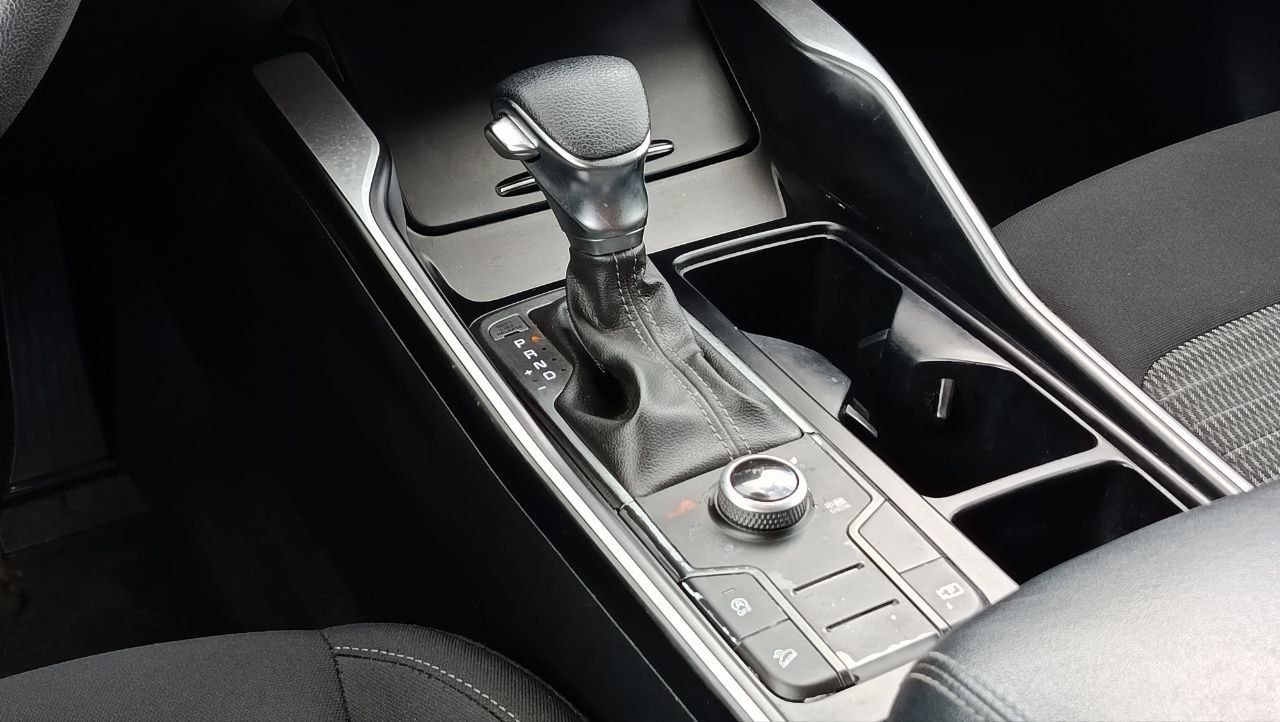 KIA SORENTO LX 2021