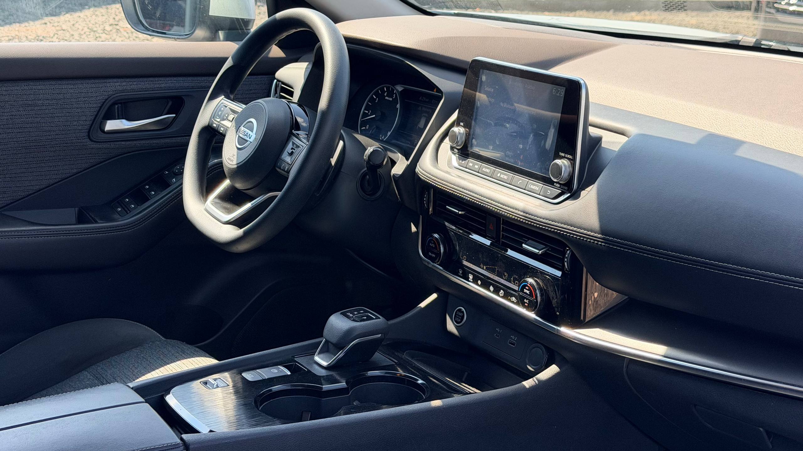 NISSAN ROGUE SV 2020