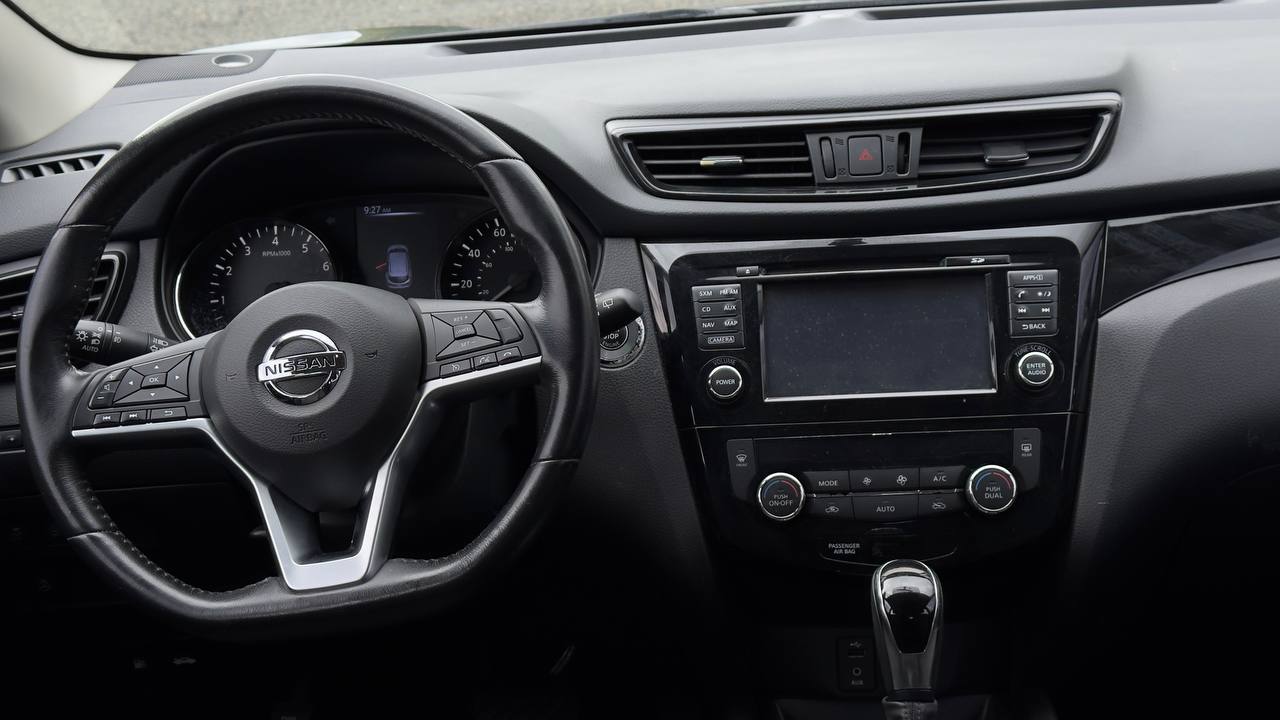 NISSAN ROGUE SPORT SV 2017