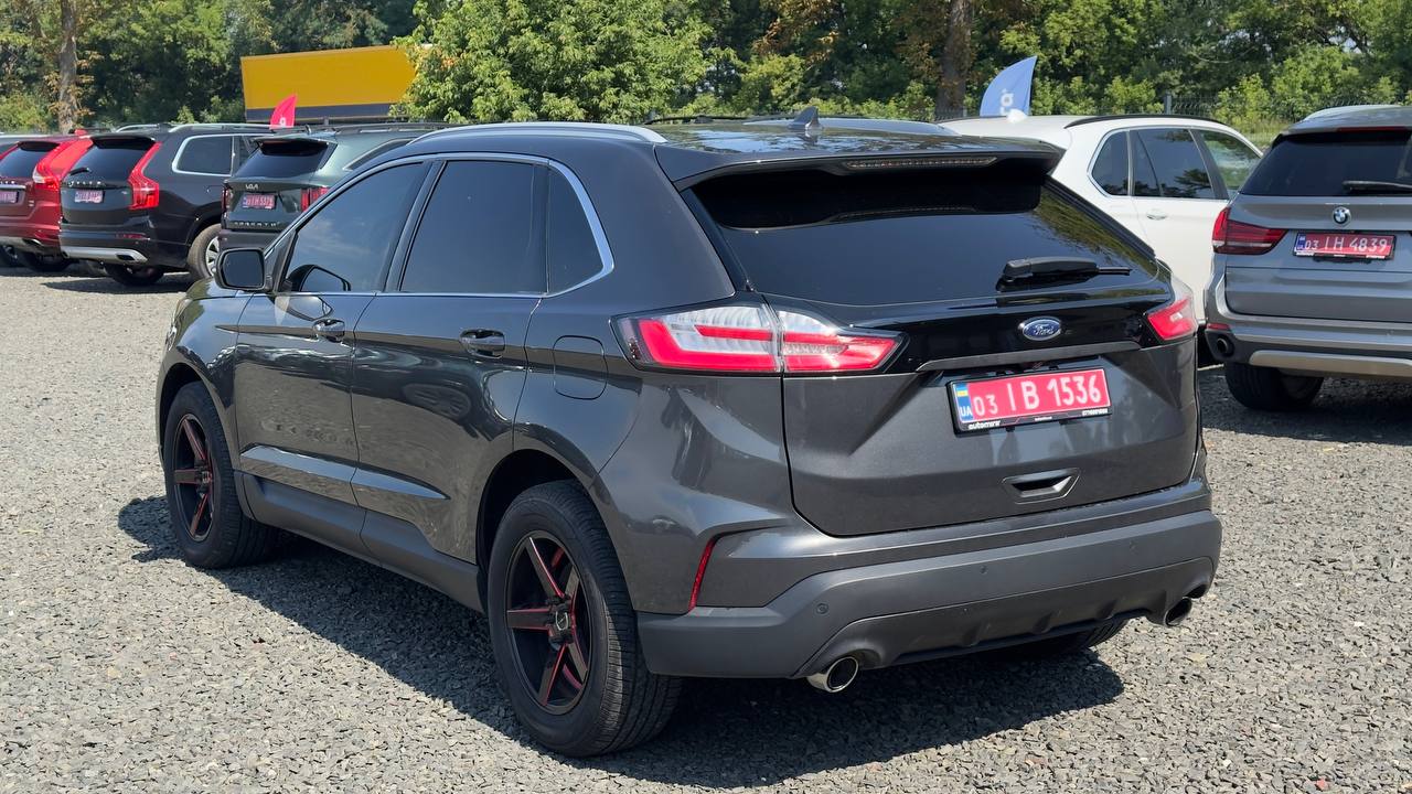 FORD EDGE SEL 2019