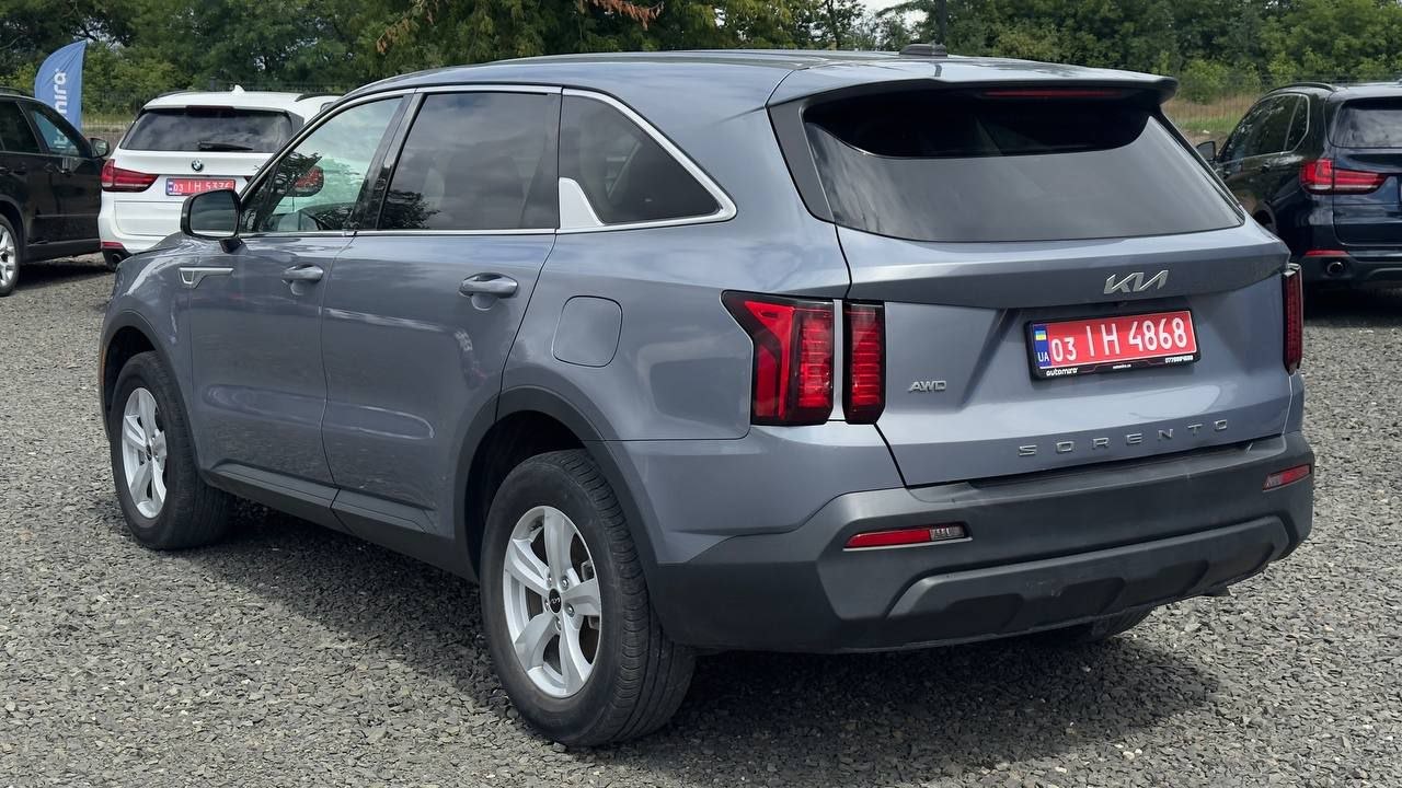 KIA SORENTO LX 2021