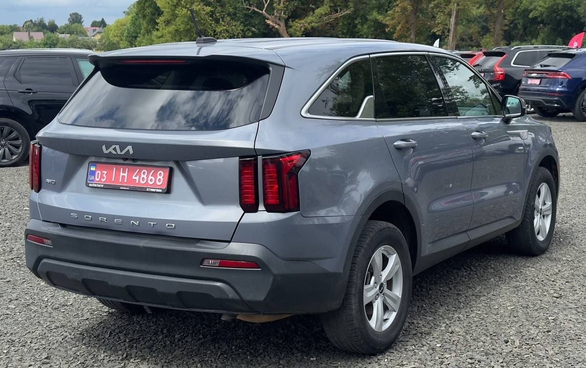 KIA SORENTO LX 2021