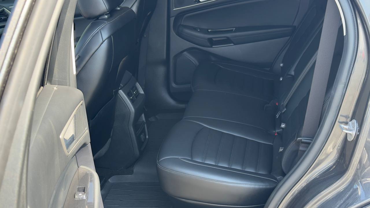 FORD EDGE SEL 2019